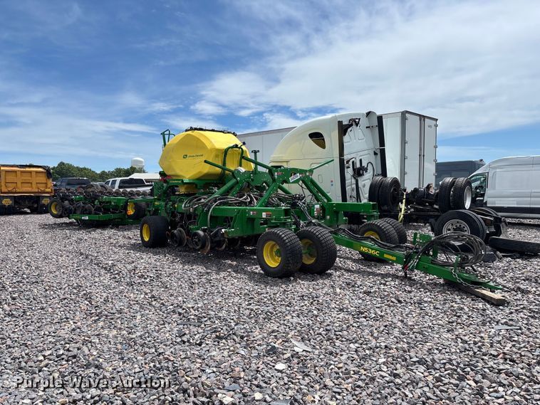 image for item YA3793 2025 John Deere N536C air seeder