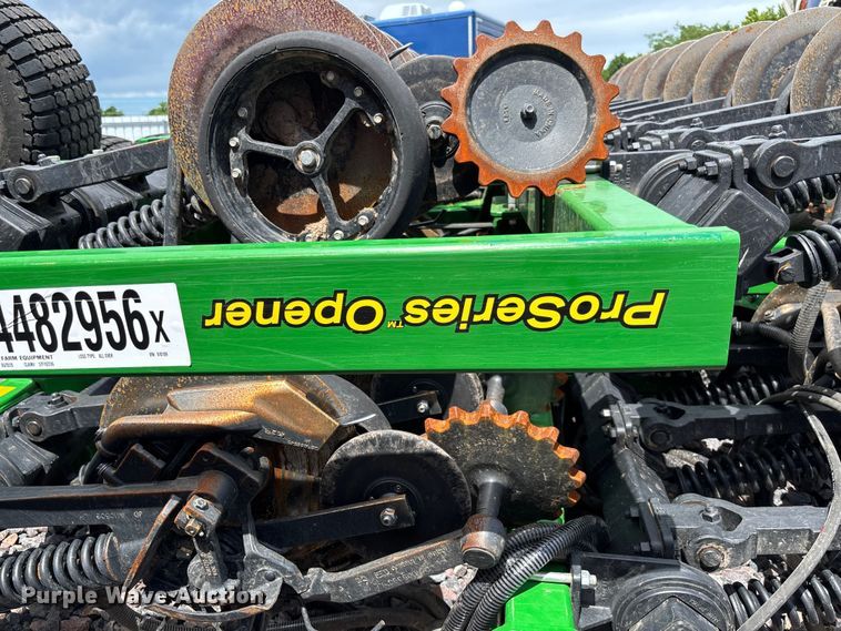 image for item YA3793 2025 John Deere N536C air seeder
