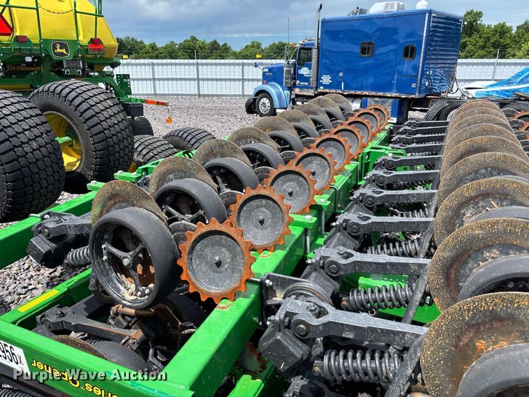 image for item YA3793 2025 John Deere N536C air seeder