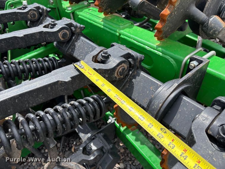 image for item YA3793 2025 John Deere N536C air seeder