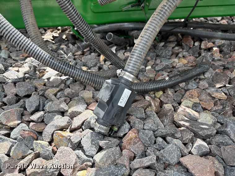 image for item YA3793 2025 John Deere N536C air seeder