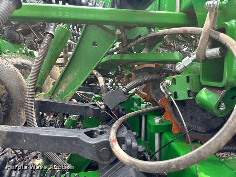 image for item YA3793 2025 John Deere N536C air seeder
