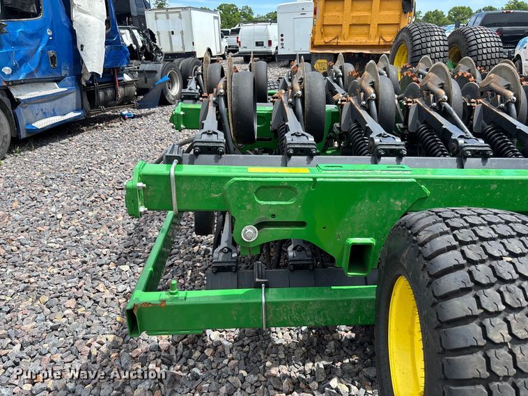 image for item YA3793 2025 John Deere N536C air seeder