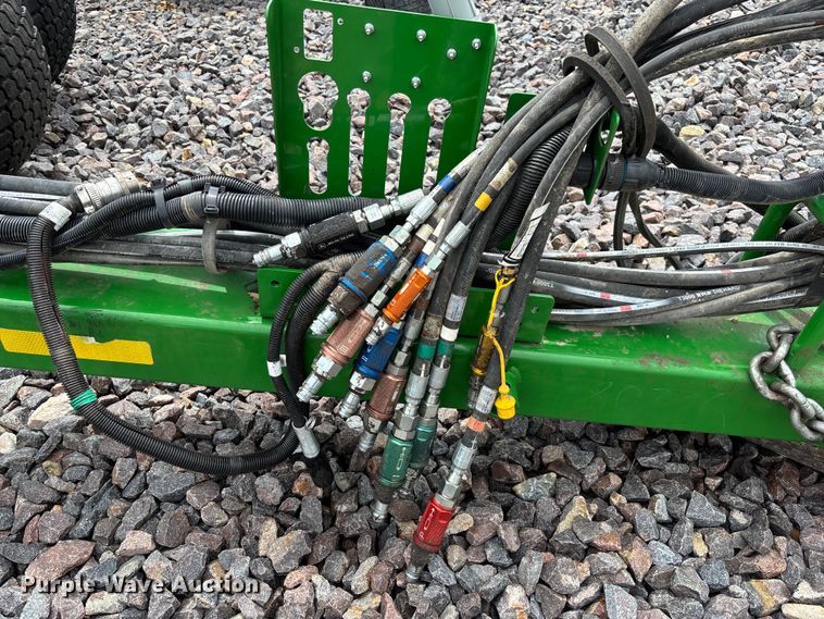 image for item YA3793 2025 John Deere N536C air seeder