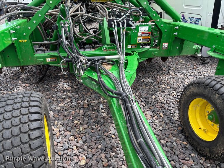 image for item YA3793 2025 John Deere N536C air seeder