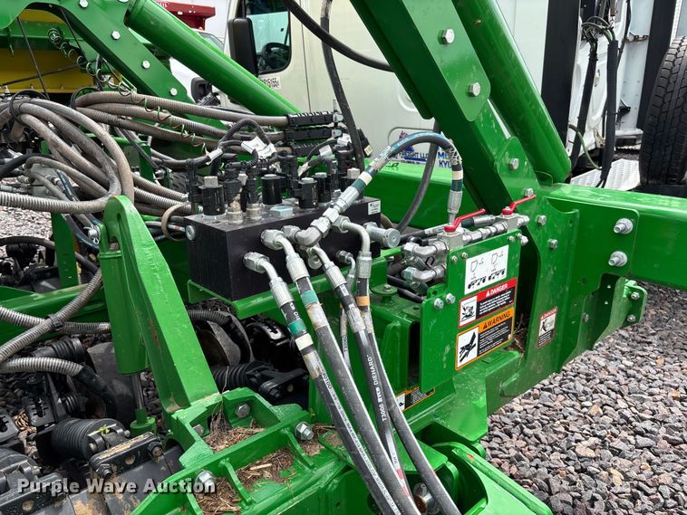 image for item YA3793 2025 John Deere N536C air seeder