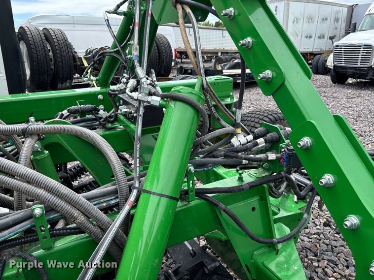 image for item YA3793 2025 John Deere N536C air seeder