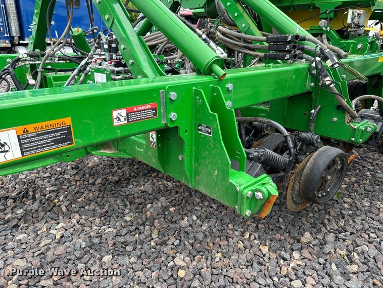 image for item YA3793 2025 John Deere N536C air seeder