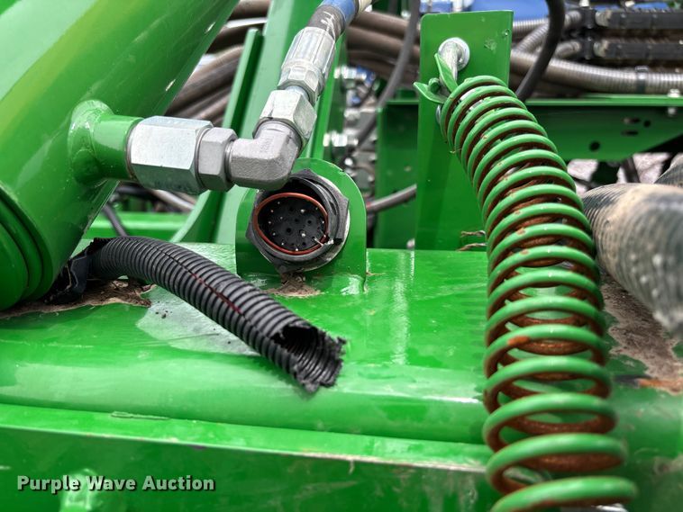 image for item YA3793 2025 John Deere N536C air seeder