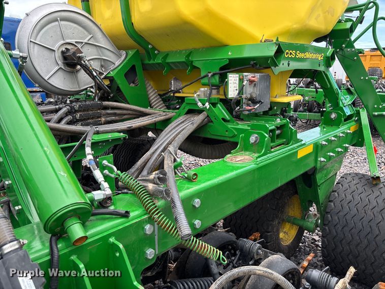 image for item YA3793 2025 John Deere N536C air seeder