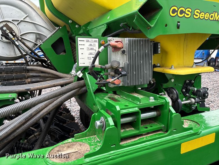 image for item YA3793 2025 John Deere N536C air seeder