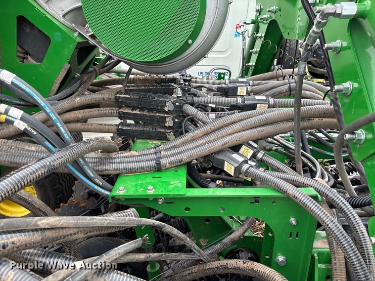 image for item YA3793 2025 John Deere N536C air seeder