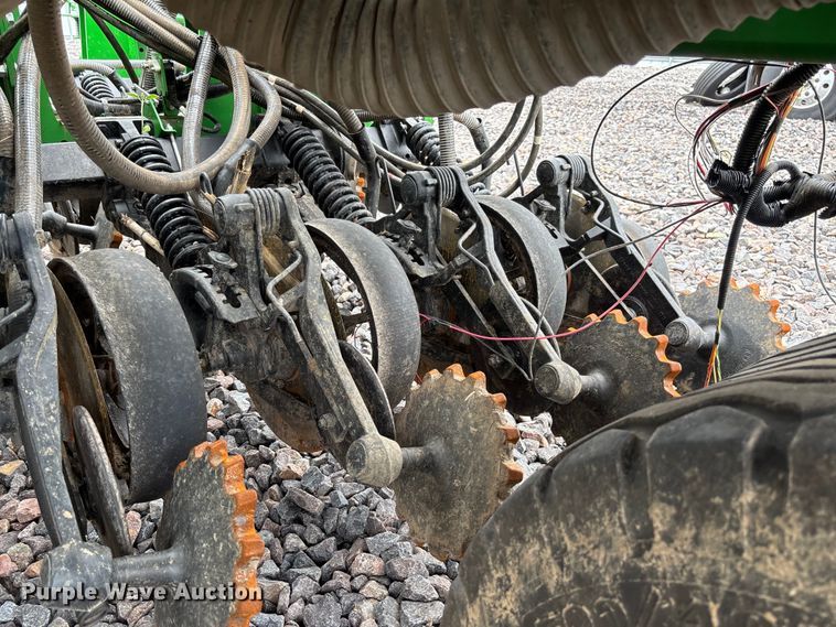 image for item YA3793 2025 John Deere N536C air seeder