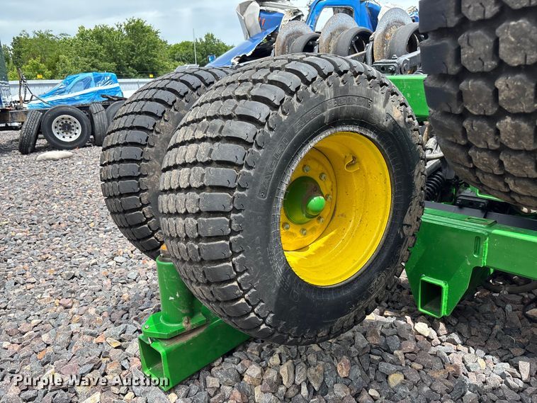 image for item YA3793 2025 John Deere N536C air seeder