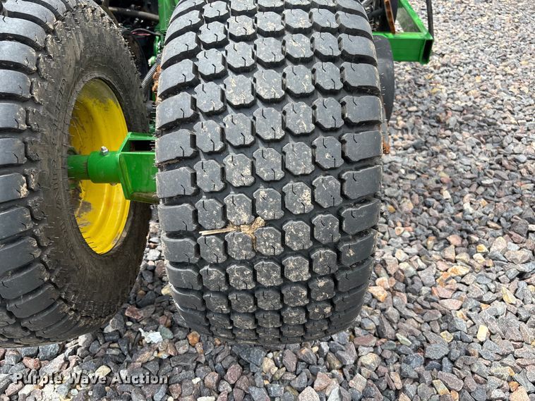 image for item YA3793 2025 John Deere N536C air seeder
