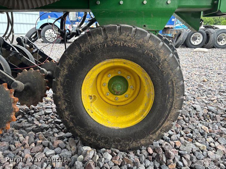 image for item YA3793 2025 John Deere N536C air seeder