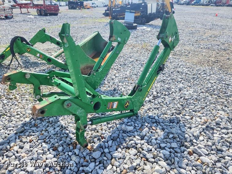 image for item YA3817 2021 John Deere 520M loader