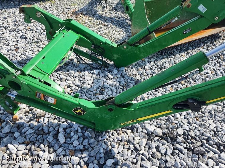 image for item YA3817 2021 John Deere 520M loader