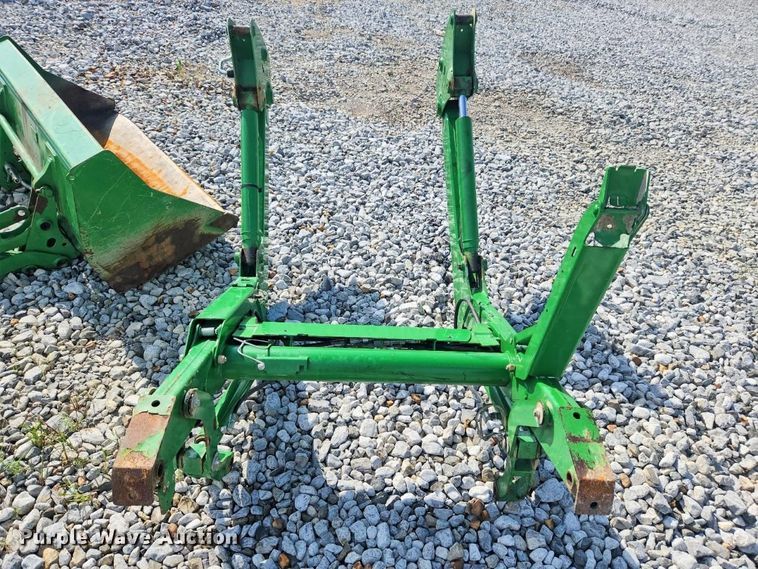 image for item YA3817 2021 John Deere 520M loader