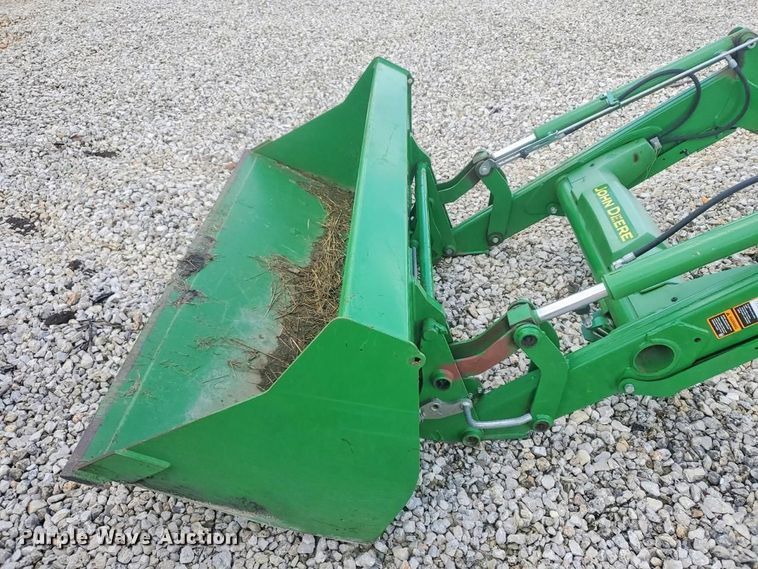 image for item YA3856 2020 John Deere 520M loader