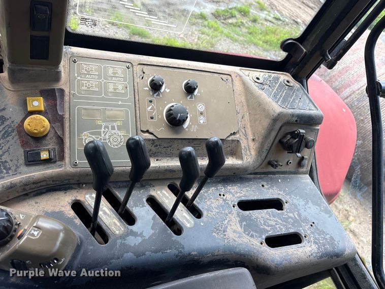 image for item YA3876 2003 Case MXM175 MFWD tractor