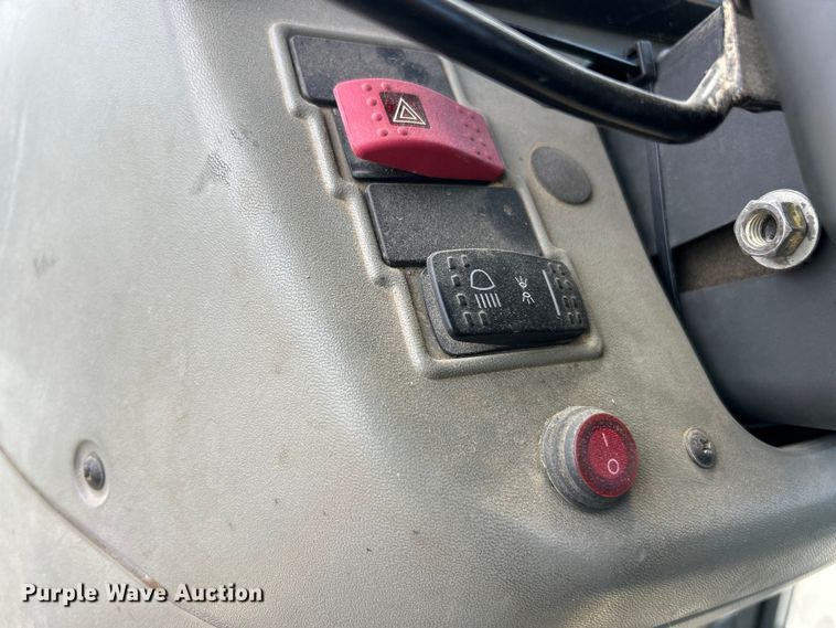 image for item YA3878 2002 Massey Ferguson 4355 MFWD tractor