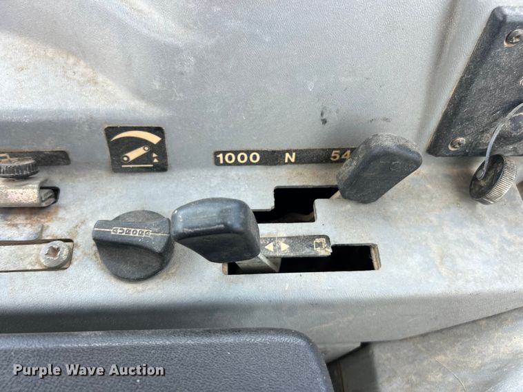 image for item YA3878 2002 Massey Ferguson 4355 MFWD tractor