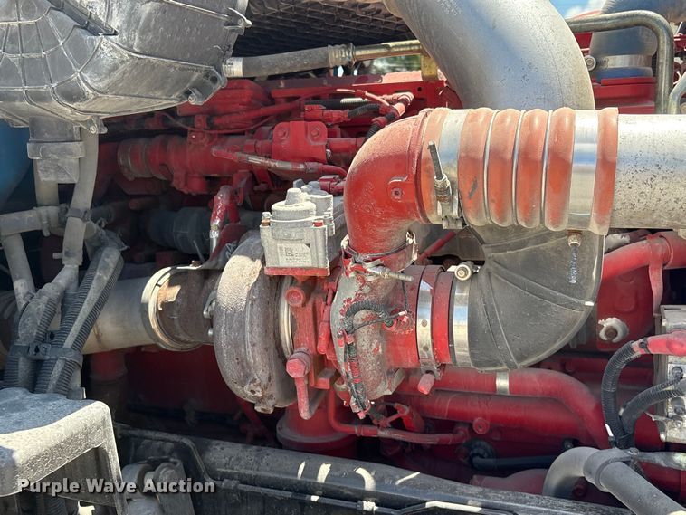 image for item DO5242 2020 Kenworth T680 semi truck