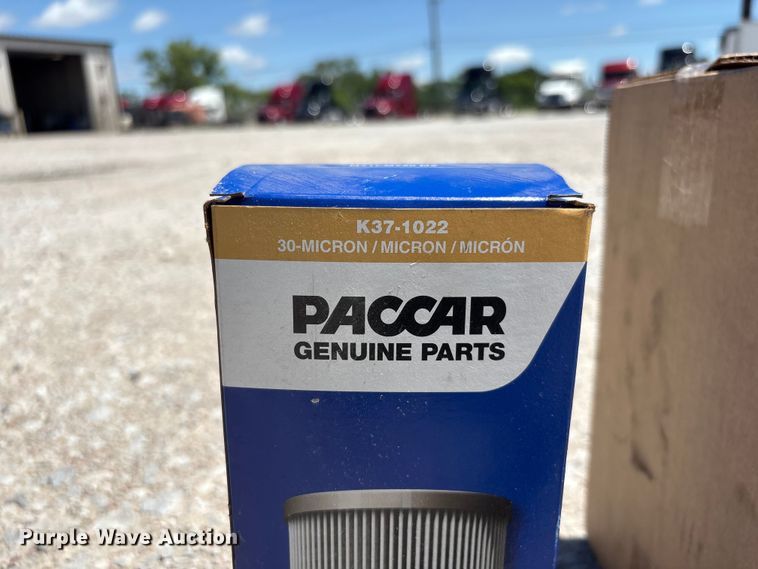 image for item DO5242 2020 Kenworth T680 semi truck