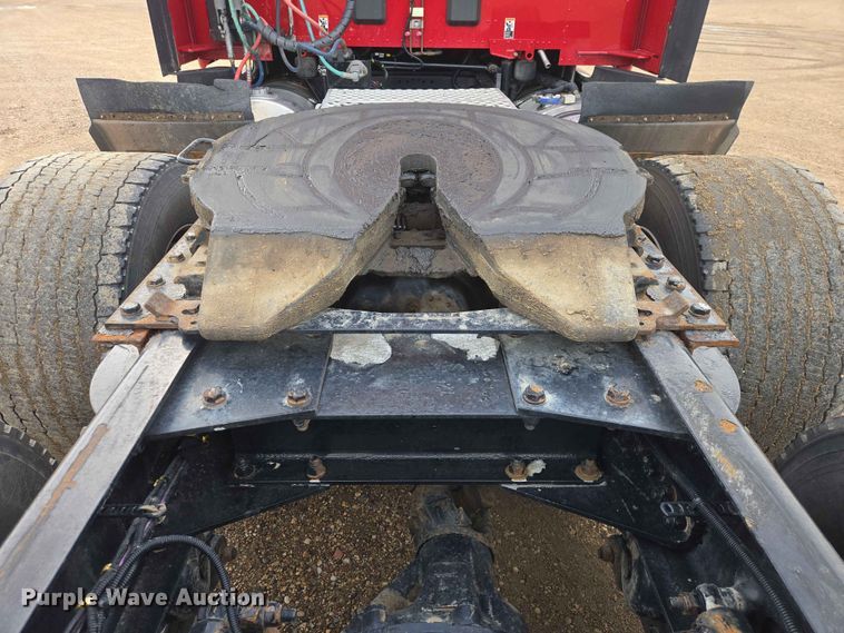 image for item DP8967 2019 Kenworth T680 semi truck