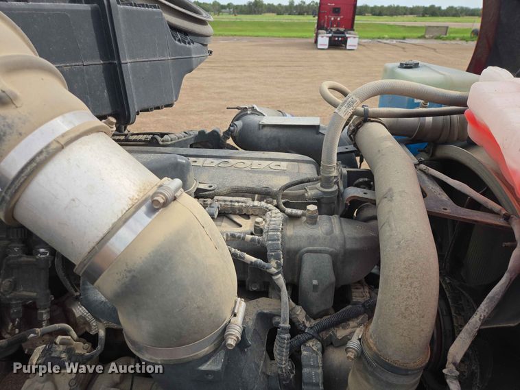 image for item DP8967 2019 Kenworth T680 semi truck