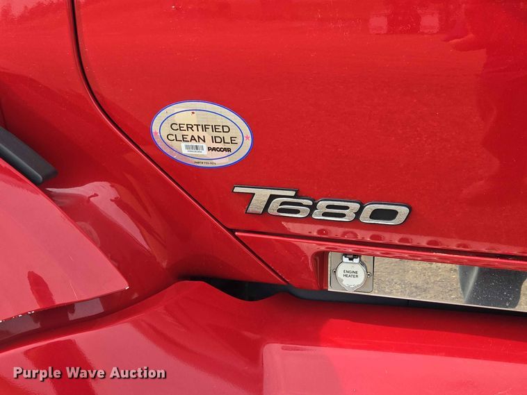 image for item DP8967 2019 Kenworth T680 semi truck