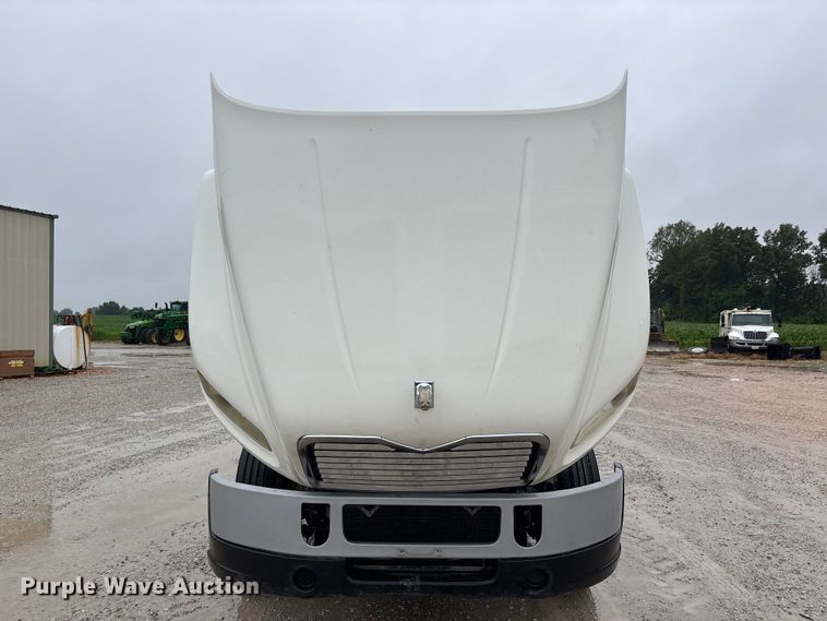image for item DV4373 2014 Mack CXU613 semi truck