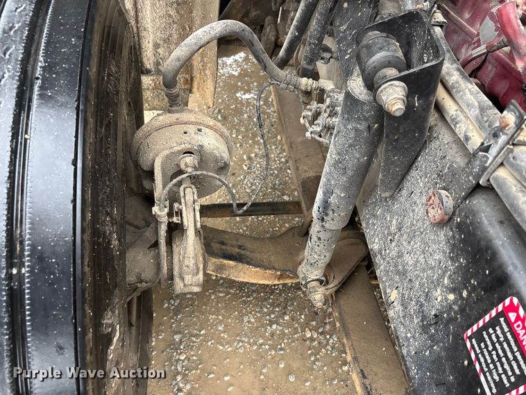 image for item DV4373 2014 Mack CXU613 semi truck