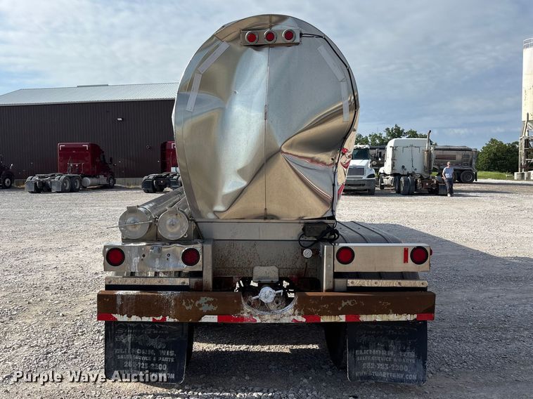 image for item DV4391 1994 Bar-Bel Fabricating Co. pneumatic dry bulk trailer