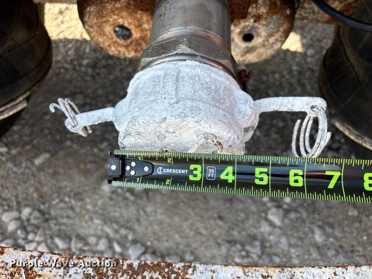 image for item DV4391 1994 Bar-Bel Fabricating Co. pneumatic dry bulk trailer