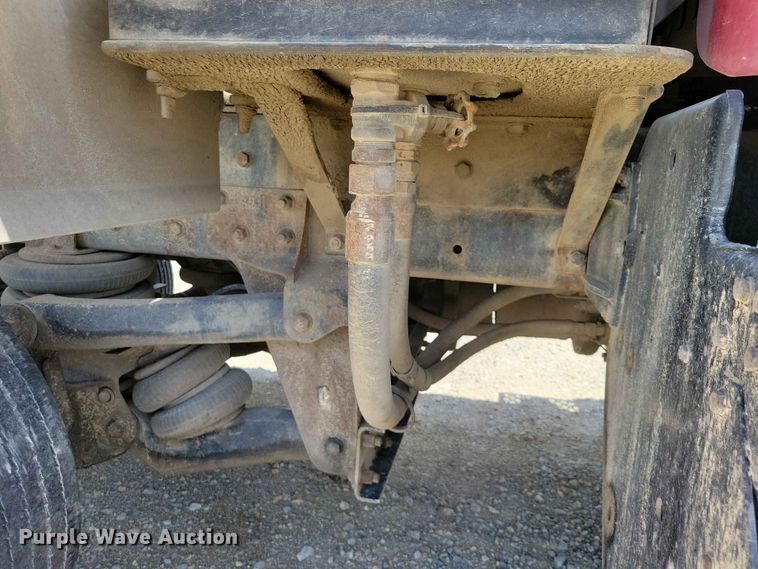 image for item DZ7270 2014 Kenworth T800 dump truck