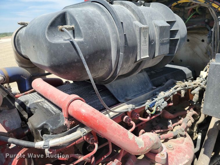 image for item DZ7270 2014 Kenworth T800 dump truck