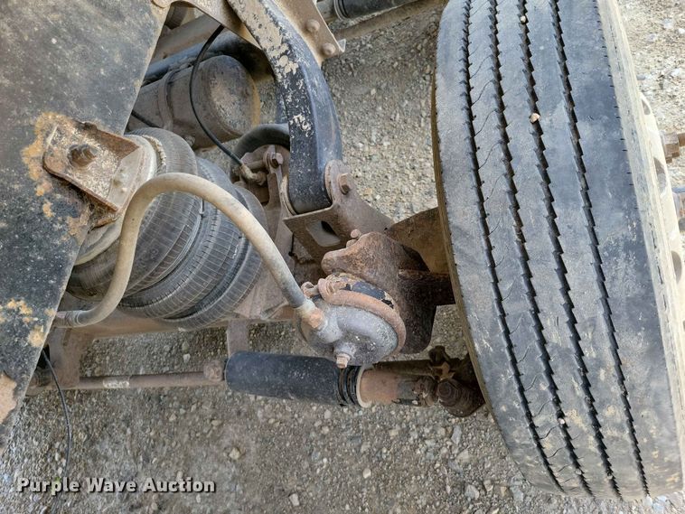 image for item DZ7270 2014 Kenworth T800 dump truck