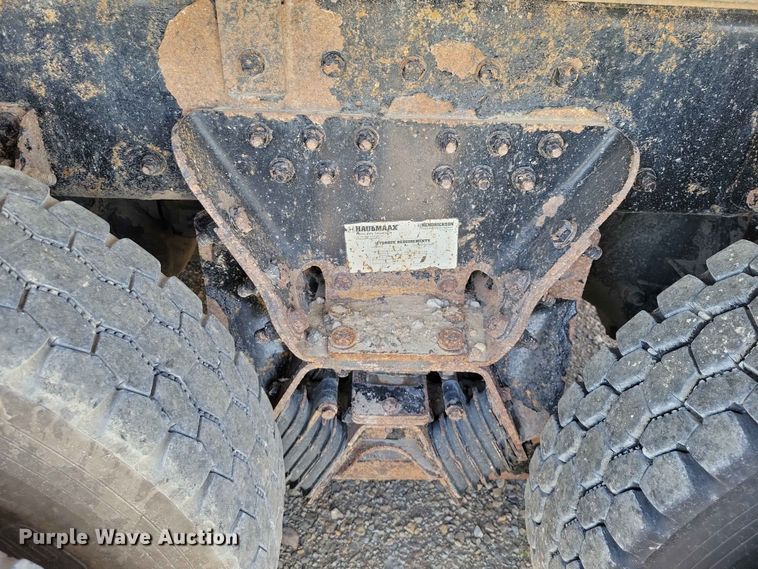image for item DZ7270 2014 Kenworth T800 dump truck