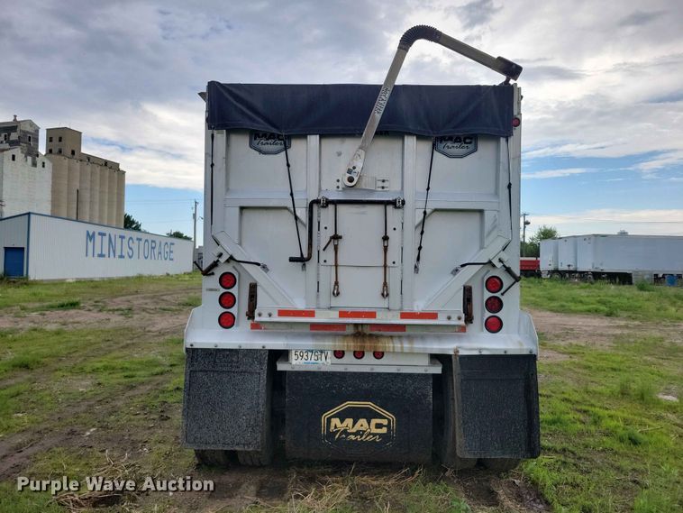 image for item EA2375 2015 Mac  end dump trailer