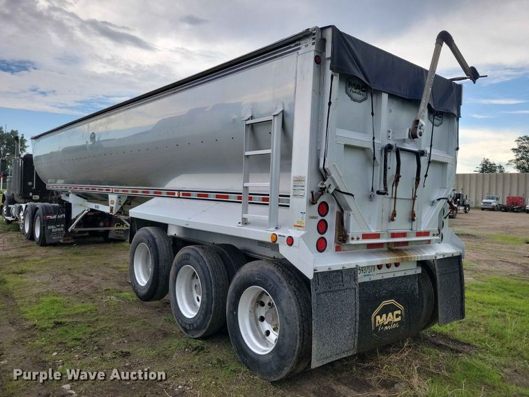 image for item EA2375 2015 Mac  end dump trailer