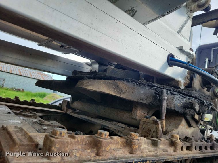 image for item EA2375 2015 Mac  end dump trailer