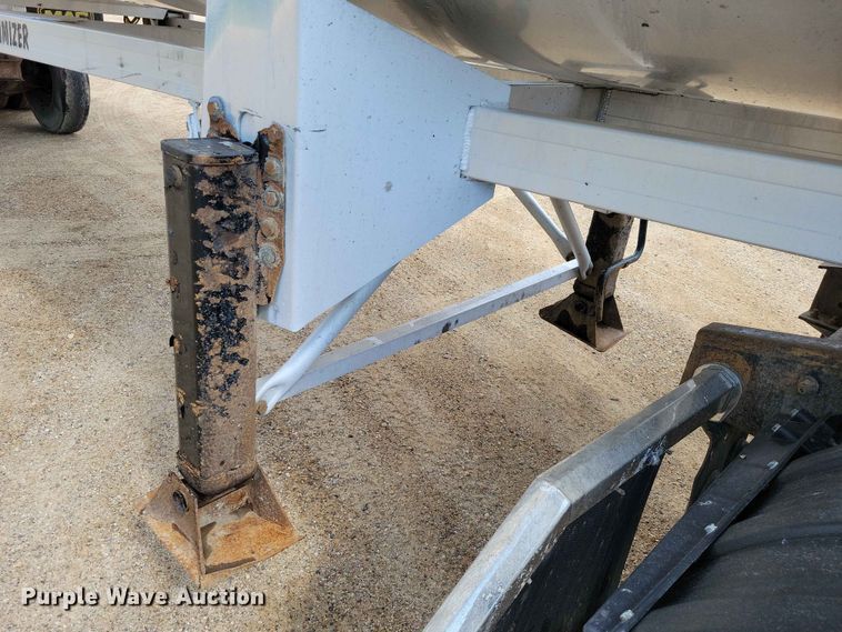 image for item EA2387 2017 Mac Trailer end dump trailer