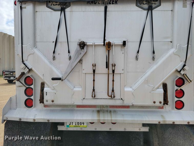 image for item EA2387 2017 Mac Trailer end dump trailer