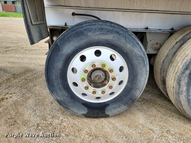 image for item EA2387 2017 Mac Trailer end dump trailer