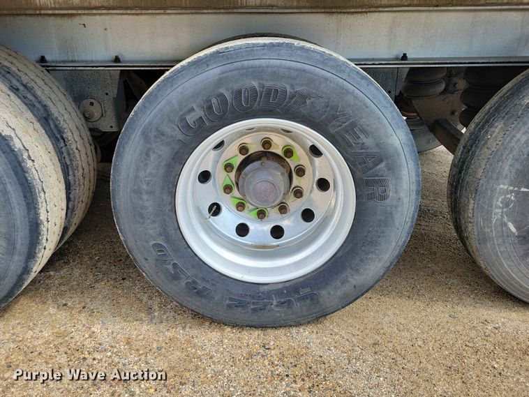 image for item EA2387 2017 Mac Trailer end dump trailer