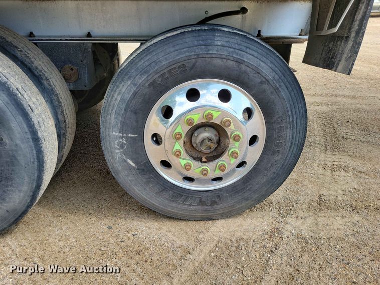 image for item EA2387 2017 Mac Trailer end dump trailer
