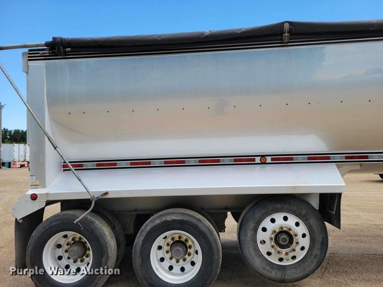 image for item EA2391 2017 Mac Trailer end dump trailer