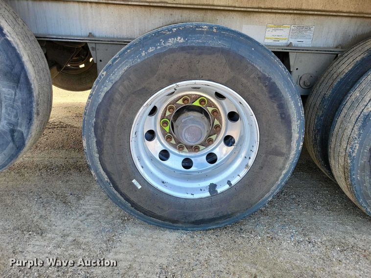 image for item EA2391 2017 Mac Trailer end dump trailer